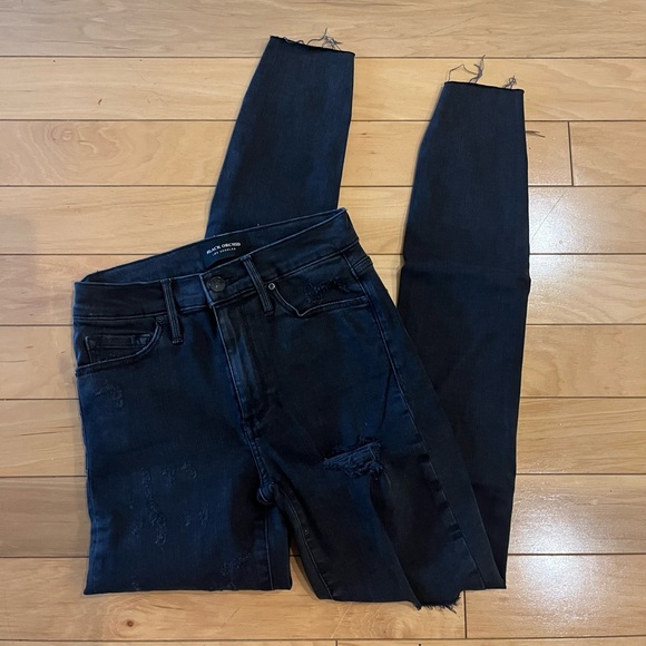 Black Orchid Miranda Off Step High Rise Skinny jeans - Picture 2 of 4